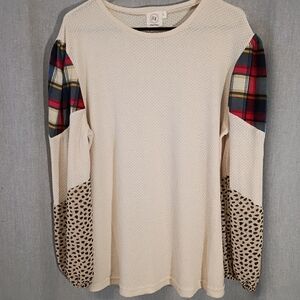 Grace & Emma Cream Textured Top W/Animal & Plaid Print Sleeves Size Lg